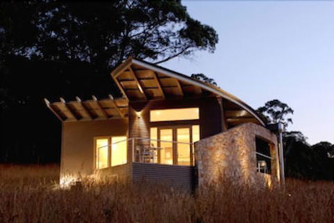 The Buckland Studio Retreat - Accommodation Redcliffe 1