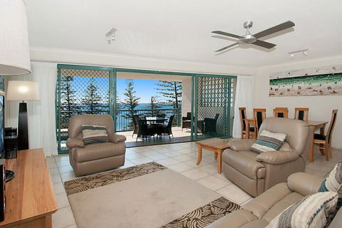 Norfolks On Moffat Beach - Accommodation Redcliffe 3