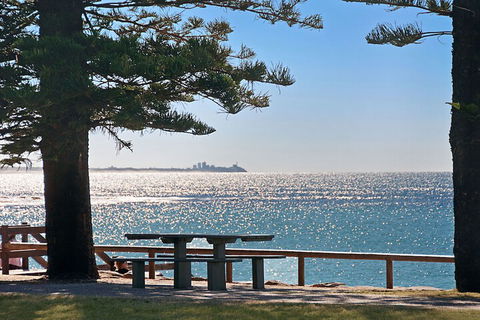 Norfolks On Moffat Beach - Accommodation Redcliffe 4