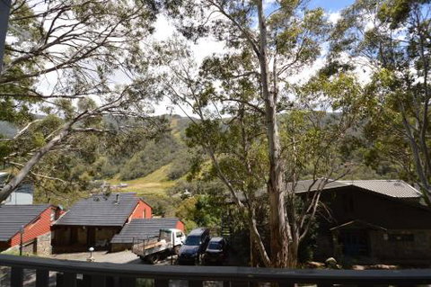 Karas 10 - Accommodation Redcliffe 6