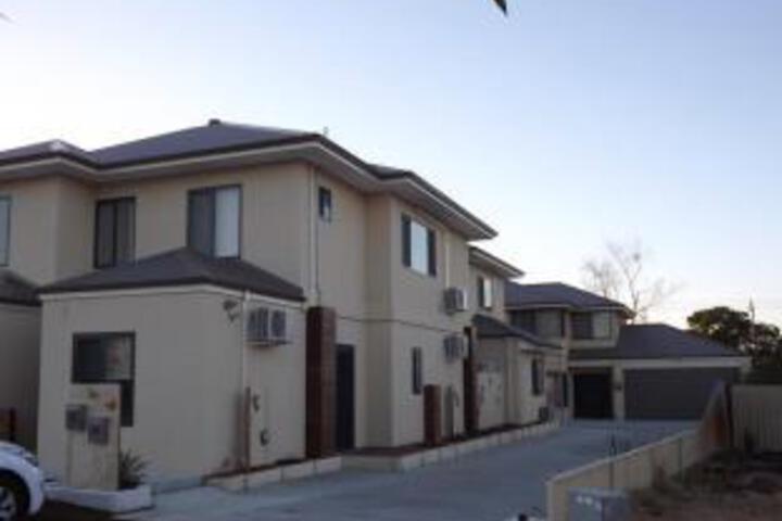 Wilson WA Accommodation Redcliffe