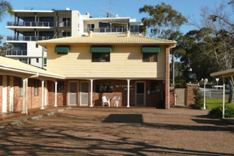 Central Motel Nelson Bay - Accommodation Redcliffe 5