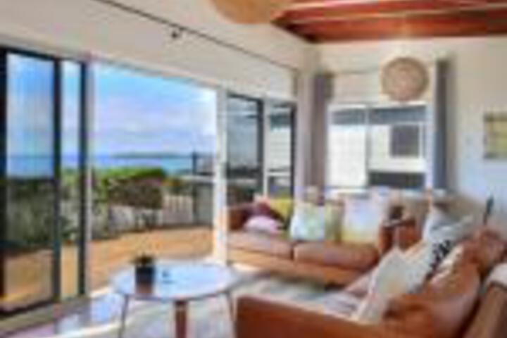 Buangla NSW Accommodation Redcliffe