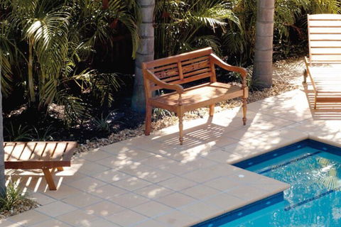Wiss House Bed And Breakfast - Accommodation Redcliffe 5