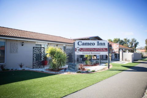Cameo Inn Motel - Accommodation Redcliffe 0