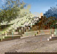 Country Pleasures BB - Accommodation Redcliffe