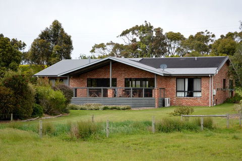 Prom Coast Holiday Lodge - Accommodation Redcliffe 6