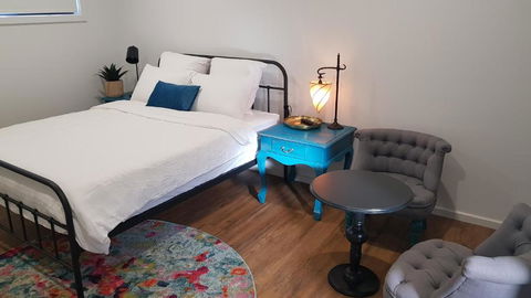 At Home Apartments - Accommodation Redcliffe 3