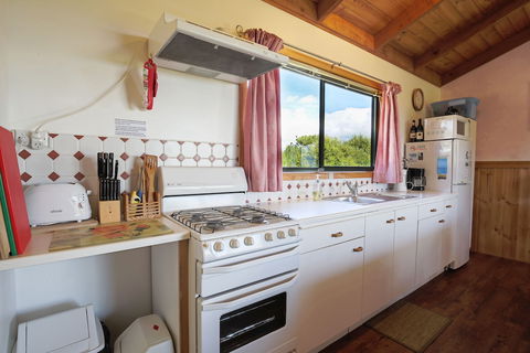 Buln Buln Cabins - Accommodation Redcliffe 6