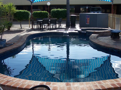 Macintyre Motor Inn - Accommodation Redcliffe 1