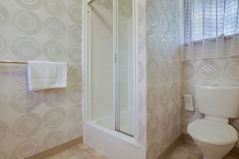 Sandpiper Holiday Apartments - Accommodation Redcliffe 1