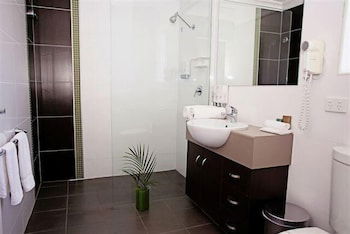 Drover's Motor Inn, Dalby - Accommodation Redcliffe 3