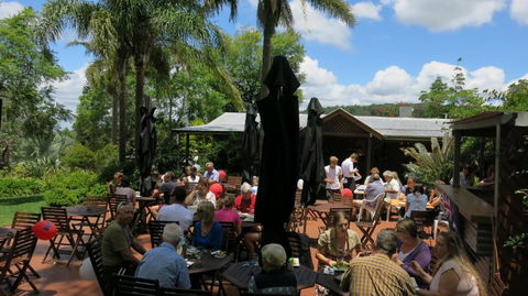 Ravensbourne Escape Cedar Lodge - Accommodation Redcliffe 1