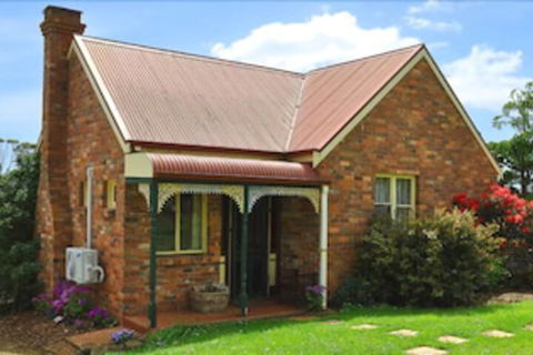 Killynaught Spa Cottages - Accommodation Redcliffe 3
