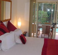 Tropical Coast Retreat - Accommodation Redcliffe