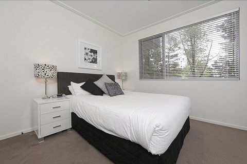 Accommodate Canberra - Glebe Park - Accommodation Redcliffe 7