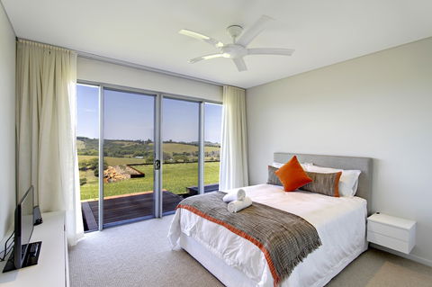 A PERFECT STAY - CapeView - Accommodation Redcliffe 3
