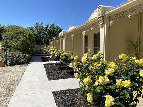 Acacia Terraces - Accommodation Redcliffe 1