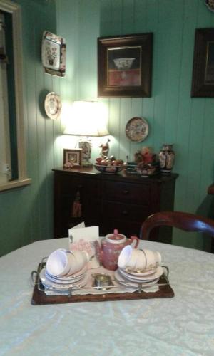 Marys Place B & B - Accommodation Redcliffe 6
