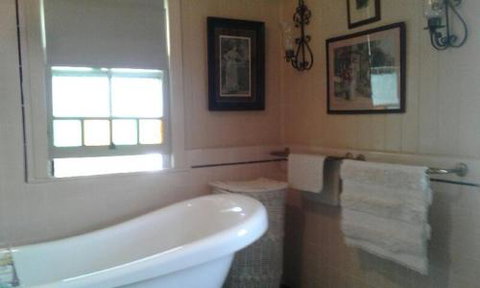 Marys Place B & B - Accommodation Redcliffe 5