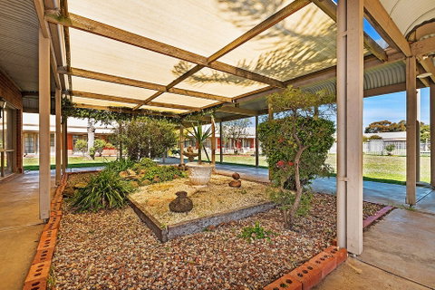 All Rivers Motor Inn - Accommodation Redcliffe 0