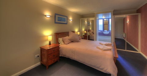 Ultimate Holiday Apartments - Accommodation Redcliffe 6