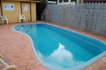 Anchorage Holiday Units - Accommodation Redcliffe 0