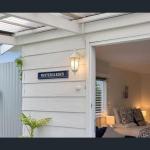 Wintergarden Beach Cabin - Accommodation Redcliffe 0