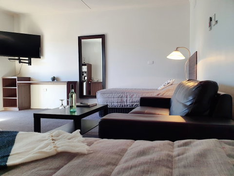 Motel River Bend - Accommodation Redcliffe 3