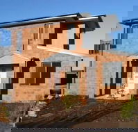 Coull Waters Holiday Apartments - Accommodation Redcliffe