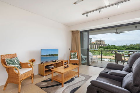 Saltwater Suites - Accommodation Redcliffe 2