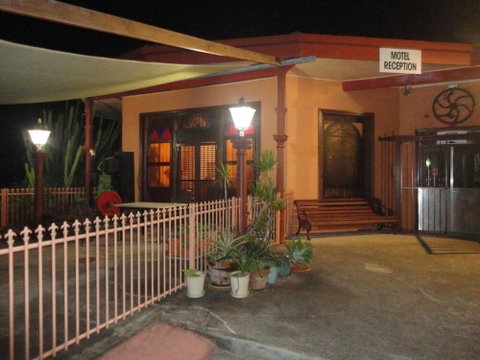 A Railway Lodge - Accommodation Redcliffe 0