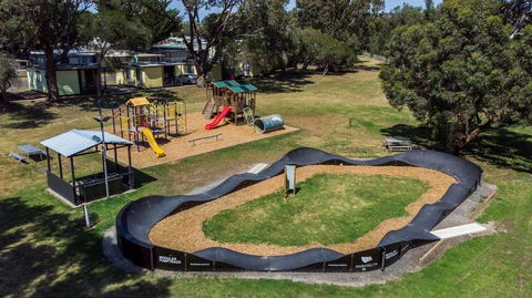 Victor Harbor Holiday & Cabin Park - Accommodation Redcliffe 0