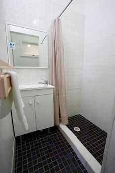 Tea Gardens Hotel - Accommodation Redcliffe 5
