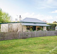 Georgies Cottage - Accommodation Redcliffe