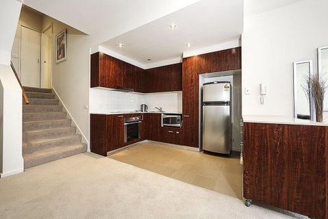 Accommodate Canberra - Metropolitan - Accommodation Redcliffe 2