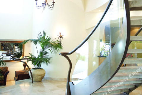 Zanzibar 802 - Accommodation Redcliffe 5