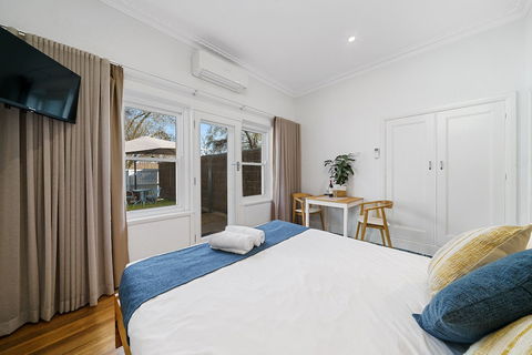 Benson House & Benson Lodge - Accommodation Redcliffe 6