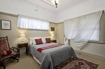 Angobys Of Kyneton - Accommodation Redcliffe 0