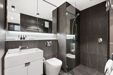 District South Yarra - Accommodation Redcliffe 4