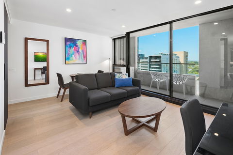 District South Yarra - Accommodation Redcliffe 5