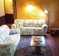 Treenbrook Cottages - Accommodation Redcliffe
