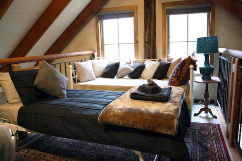 La Boheme Villa - Accommodation Redcliffe 1