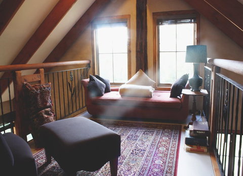 La Boheme Villa - Accommodation Redcliffe 0