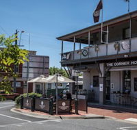 Corner Hotel Alexandra - Accommodation Redcliffe