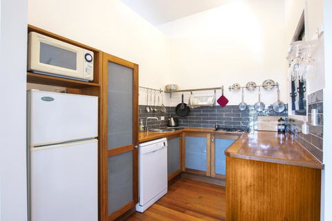 Tallaringa Views - Accommodation Redcliffe 6