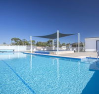 Lakeside Cabins  Holiday Village - Accommodation Redcliffe