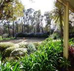 Country Charm Retreat B  B - Accommodation Redcliffe