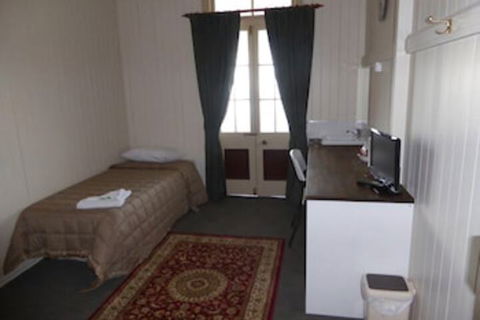 Exchange Hotel Toogoolawah - Accommodation Redcliffe 7