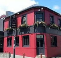 Queens Head Hotel - Accommodation Redcliffe